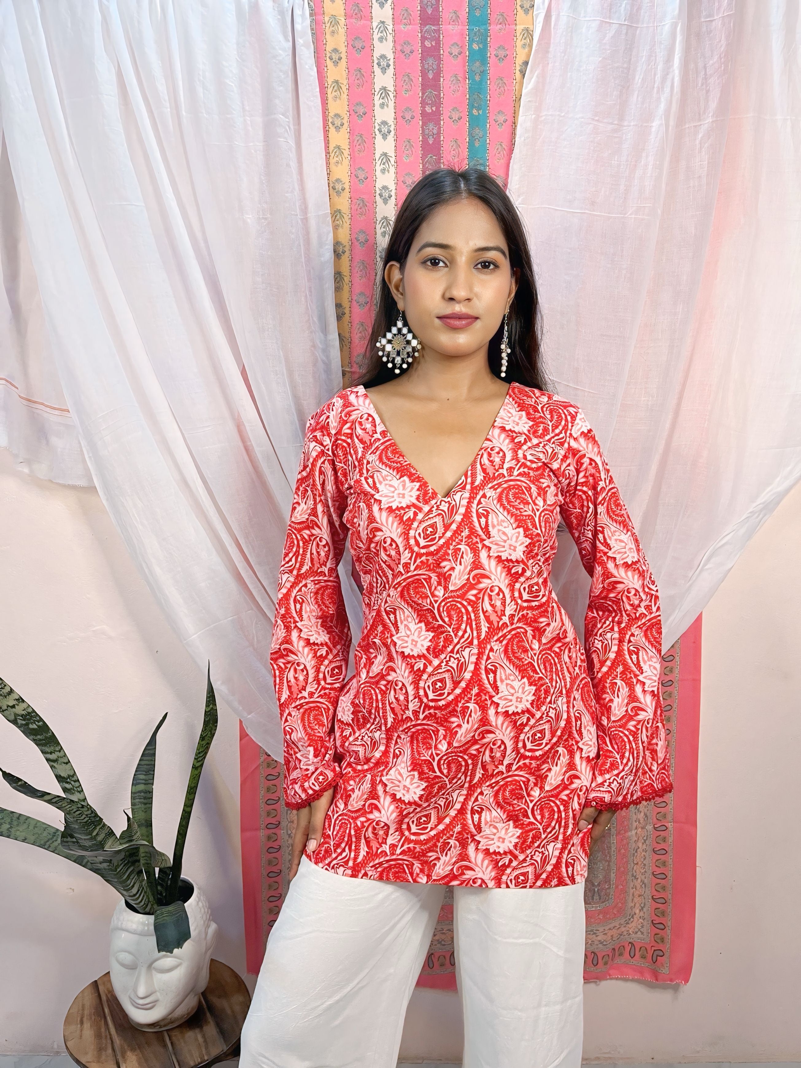 Raktphool - Red V neck full sleeve kurti