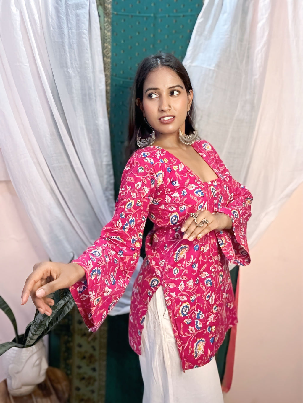 Gulabiya - Pink glass neck full sleeves floral kurti