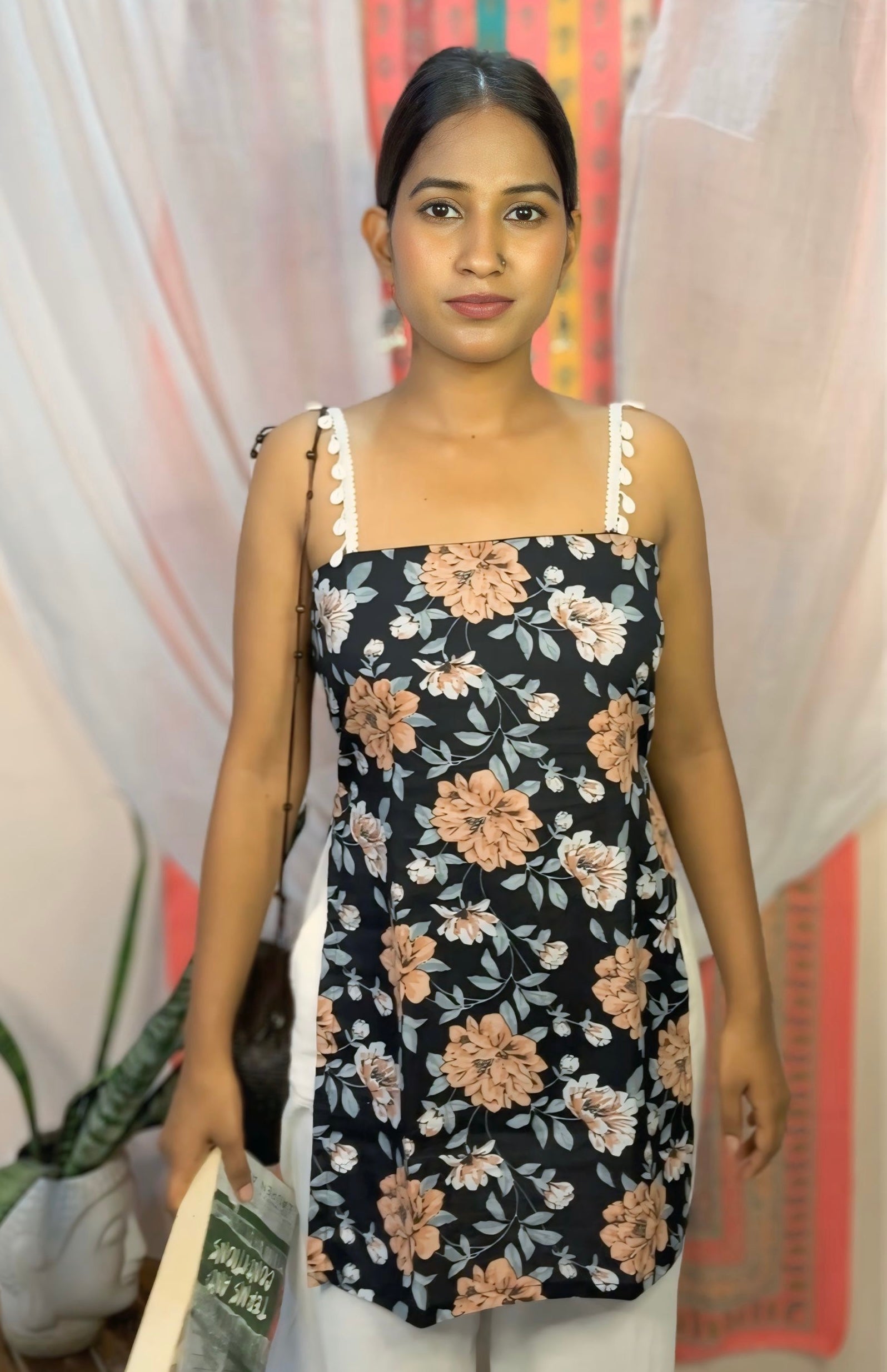 Syahi - Black dual spaghetti straps high slit floral kurti